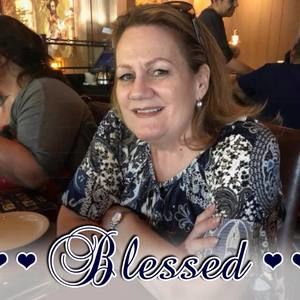 Meet your Posher, Jeannette